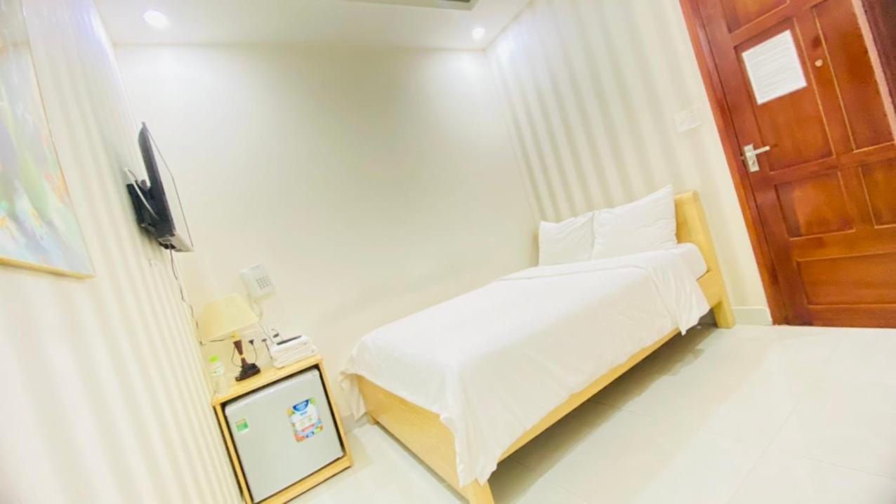 Bong Lua Vang Hotel 大叻 外观 照片