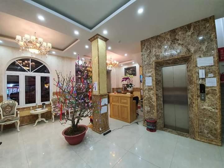 Bong Lua Vang Hotel 大叻 外观 照片